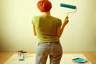 Світ: Женщины чаще делают ремонт сами
